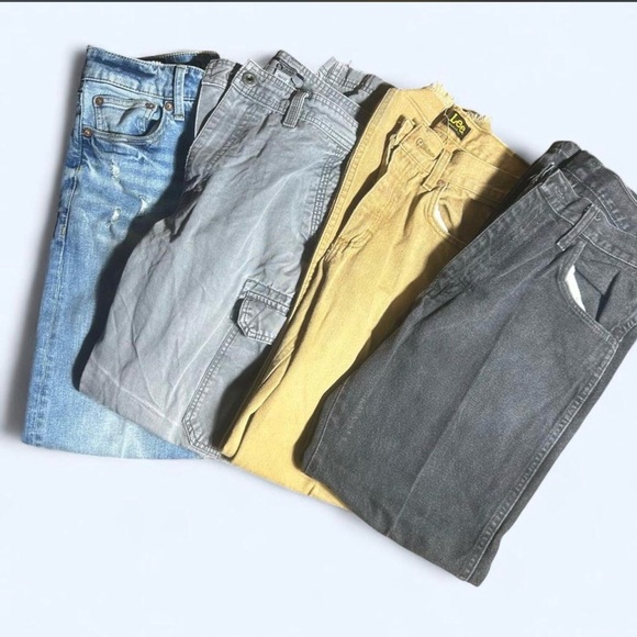 Assorted Denim Jeans Collection - Picture 2 of 6